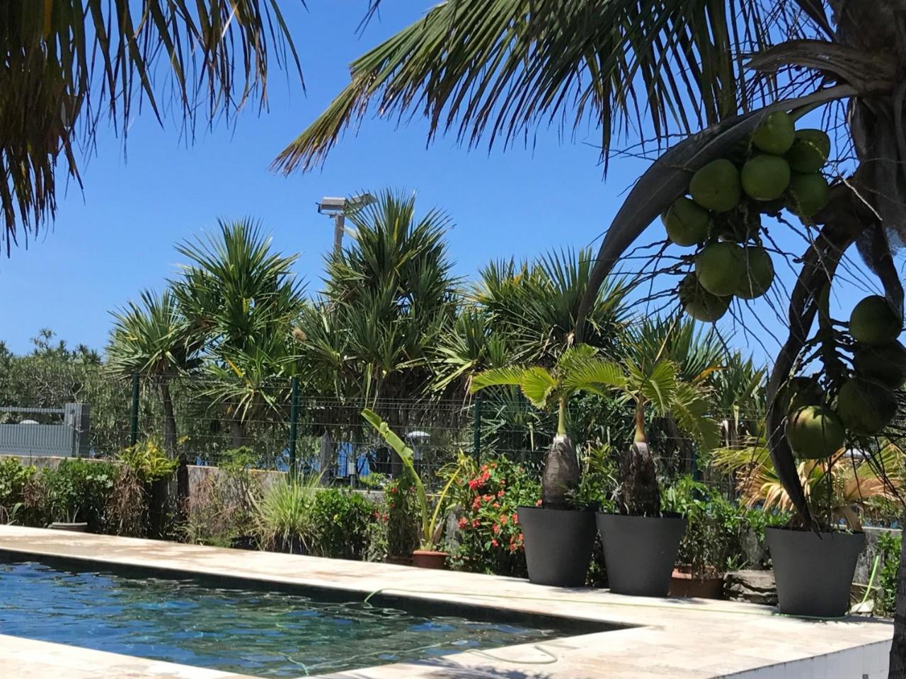 Bras-Panon: Maison Avec Vue Et Piscine 1-4 Pers. Exterior foto